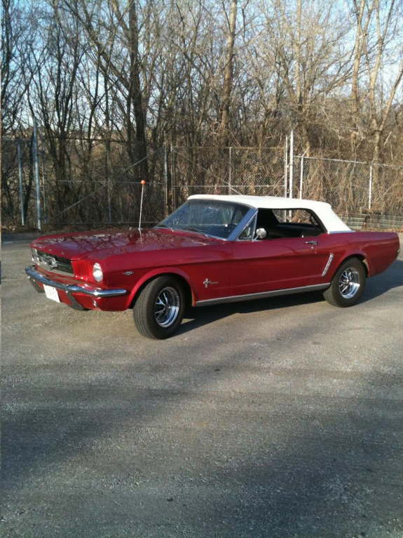 1964 FORD MUSTANG