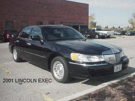 2001 LINCOLN EXEC